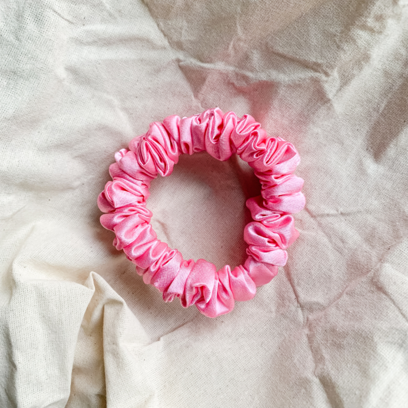 pinkberry, petite scrunchie