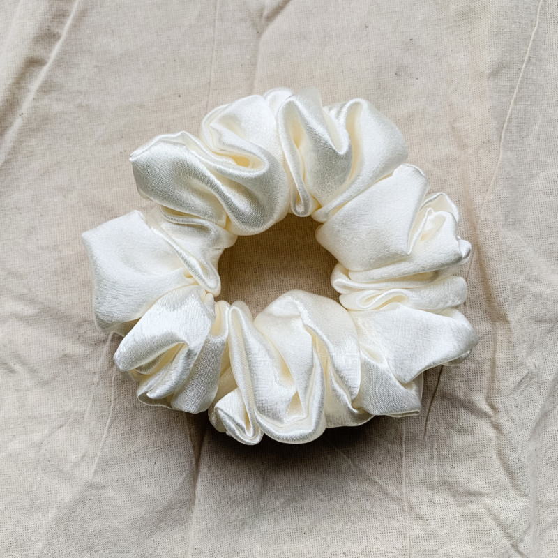 Cloud Chunky Scrunchie