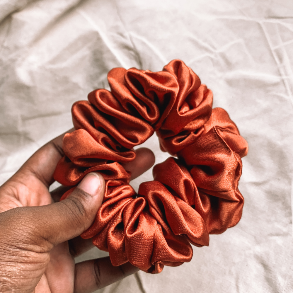 Sunset Glow Chunky Scrunchie - Image 3
